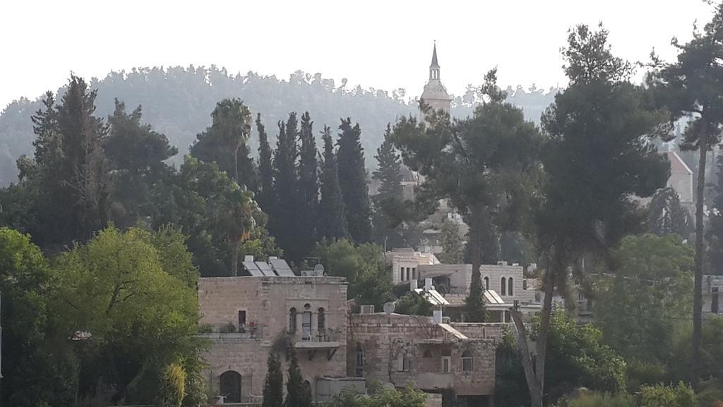 Rosary Sister Guest House Ein Karem Иерусалим Экстерьер фото
