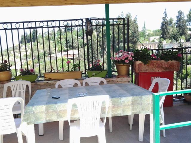 Rosary Sister Guest House Ein Karem Иерусалим Экстерьер фото