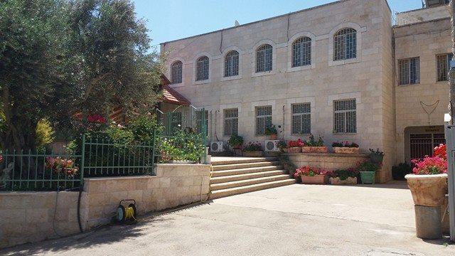 Rosary Sister Guest House Ein Karem Иерусалим Экстерьер фото